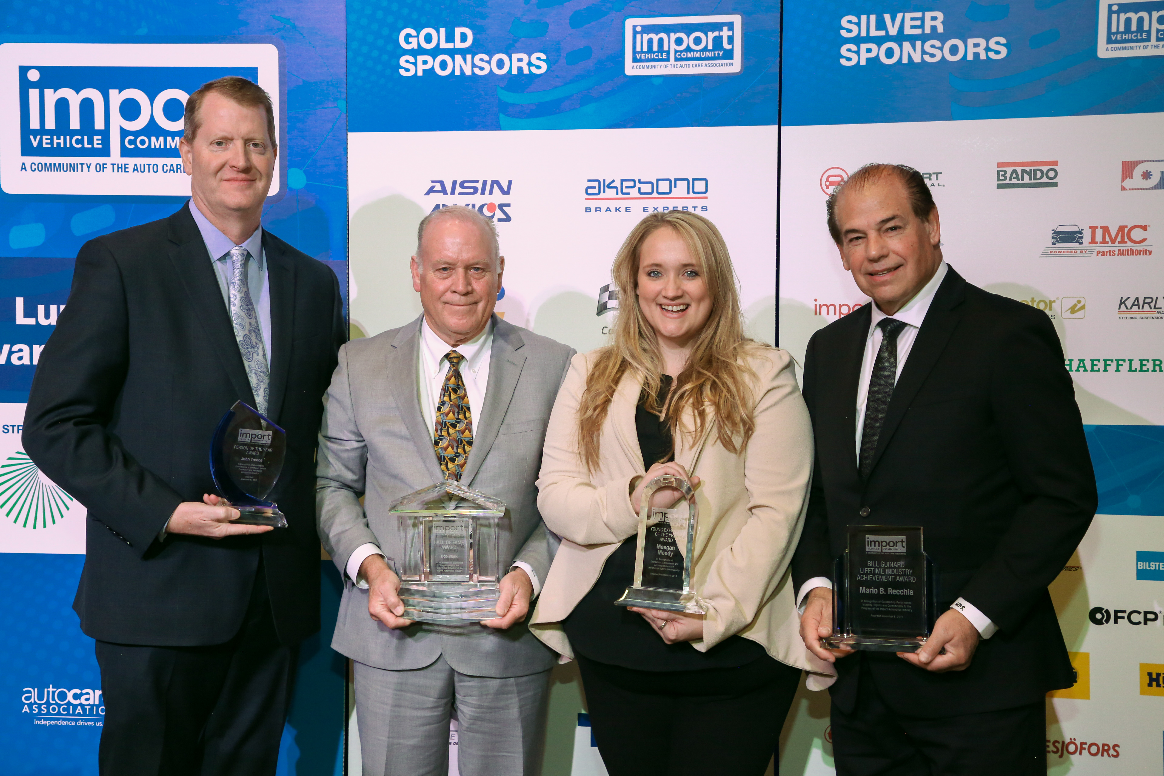 aapex-2019-ivc-people-award-winners aapex-2019-ivc-people-award-winners