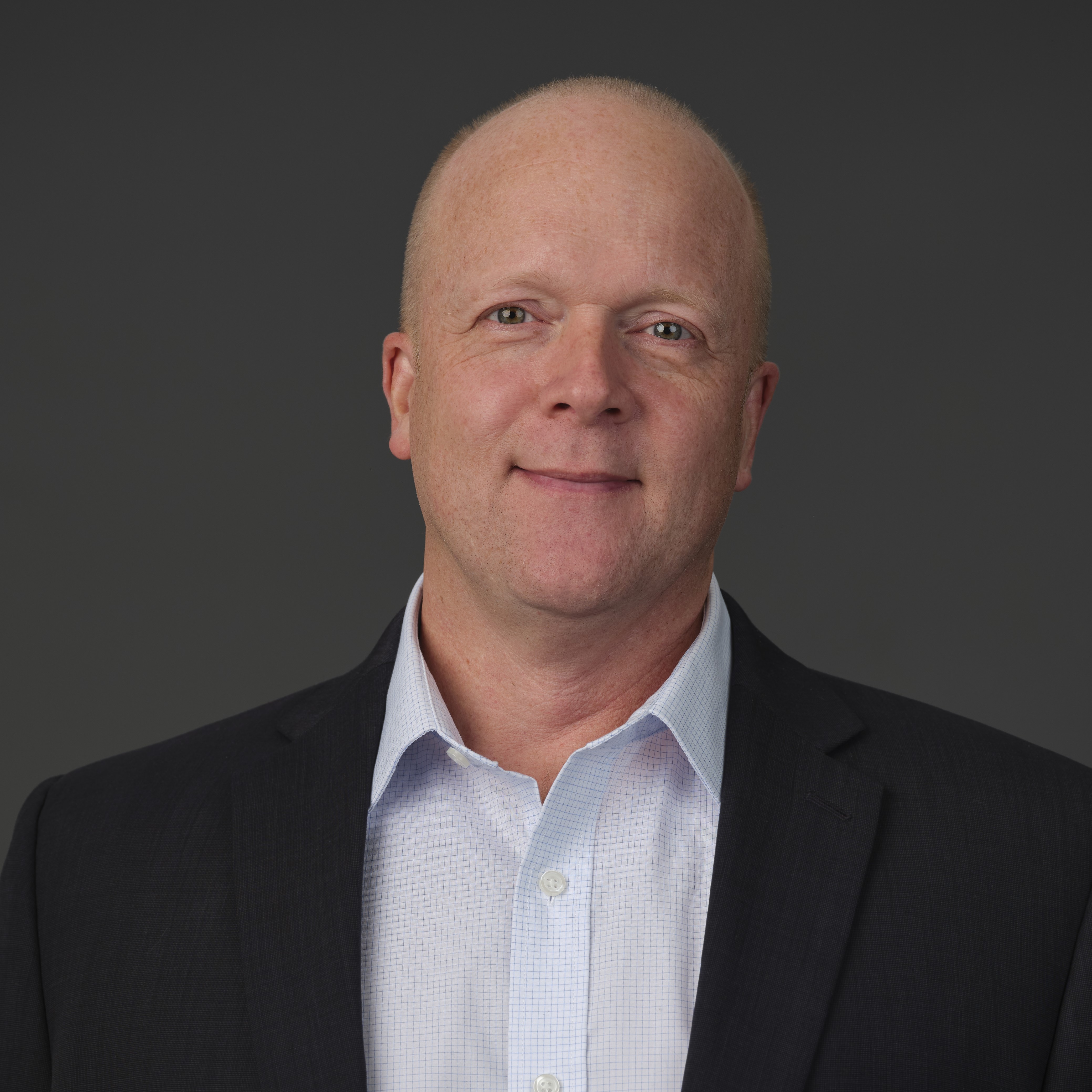 05.15.2025_mort_schwartz_award_Eric_Johnson Photo square